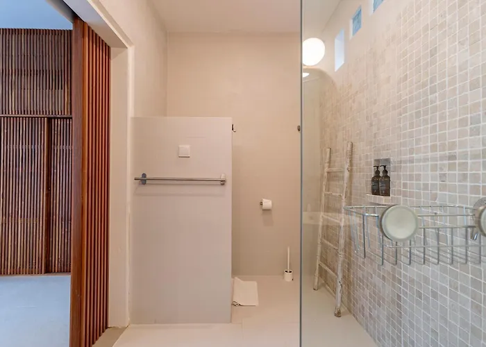 ヴィラ Elea - Bright & Modern 2br In With Private Pool And Sunset Rooftop スミニャック