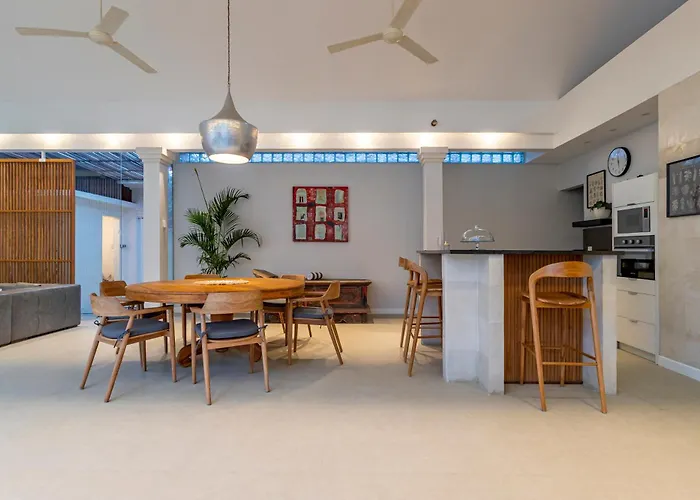 ヴィラ Elea - Bright & Modern 2br In With Private Pool And Sunset Rooftop スミニャック
