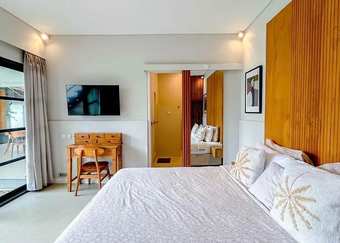 Elea - Bright & Modern 2br In With Private Pool And Sunset Rooftop ヴィラ スミニャック